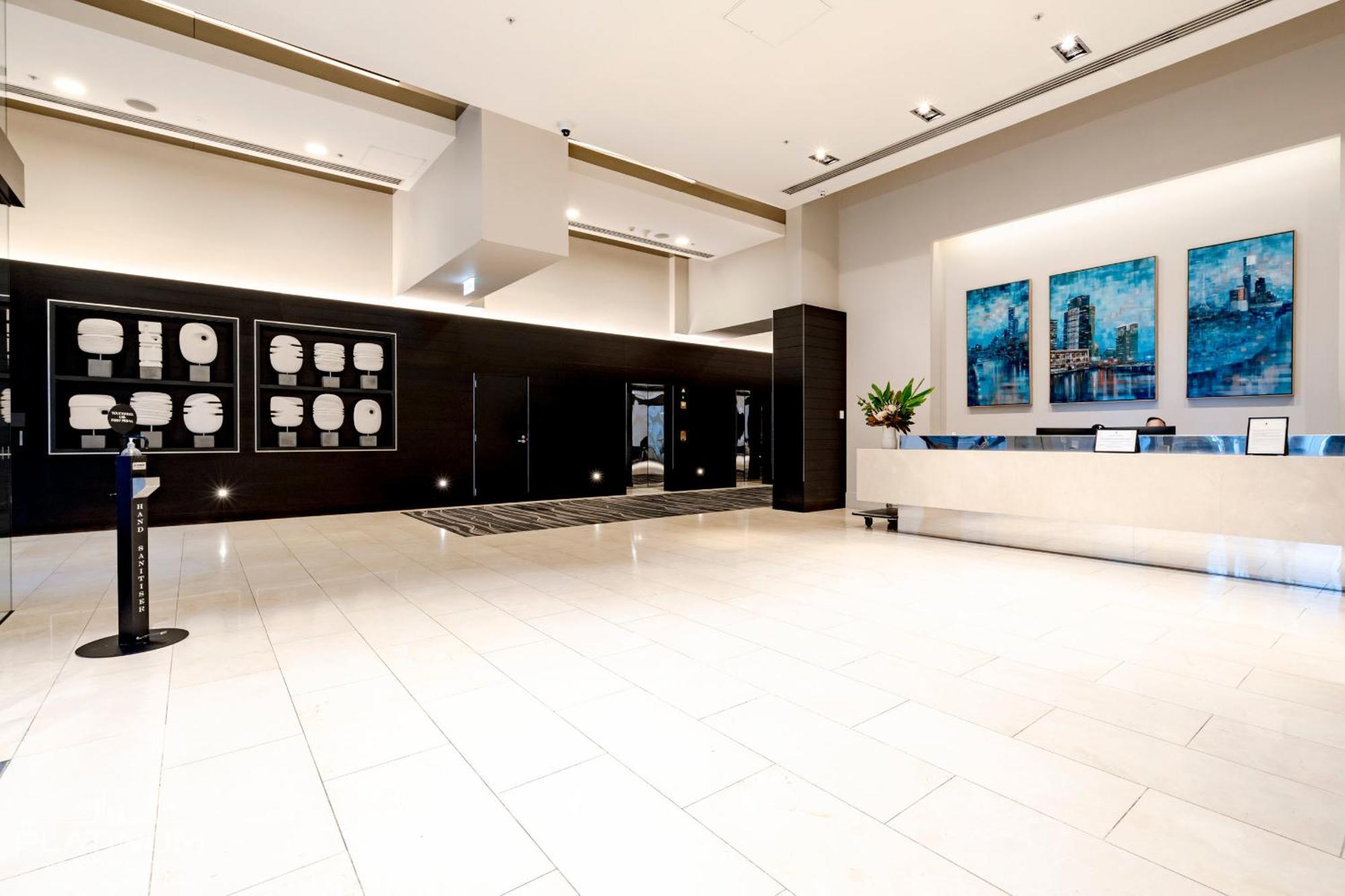 Platinum Luxury Stays At Freshwater Place Melbourne Exterior foto